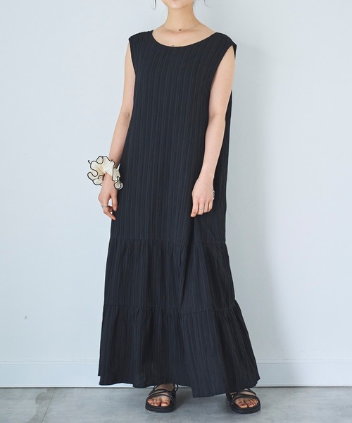 【美品】23区 シルクティアードワンピース 大きめ 黒 XXL 楊柳 ノースリーブ ティアードワンピース（ワンピース）｜mil