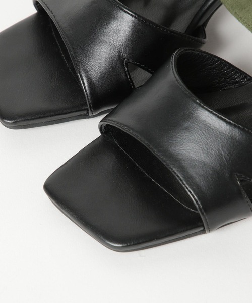 Elura(エルーラ)の「ゴムベルトヒールサンダル(サンダル・レディース・ブラック/ベージュ・LARGE/MEDIUM/SMALL)」の13枚目の写真
