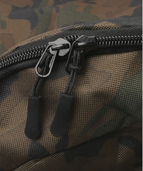 Kajimeiku(カジメイク)の「FORECAST フォーキャスト シューズインリュック 35L(バックパック/リュック・レディース・カモフラージュ/ブラック・FREE)」の14枚目の写真