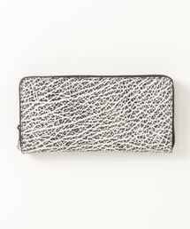 L.E.D.BITES（エルイーディーバイツ）の「希少革　オットセイレザー　ミドルサイズ　二つ折り財布（財布）」
