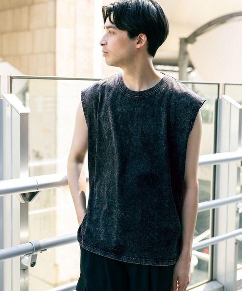 LAKOLE（ラコレ）の「ピグメントノースリーブ / 571788（その他トップス・メンズ・ブラック/グレー・LARGE/MEDIUM）」の3枚目の写真