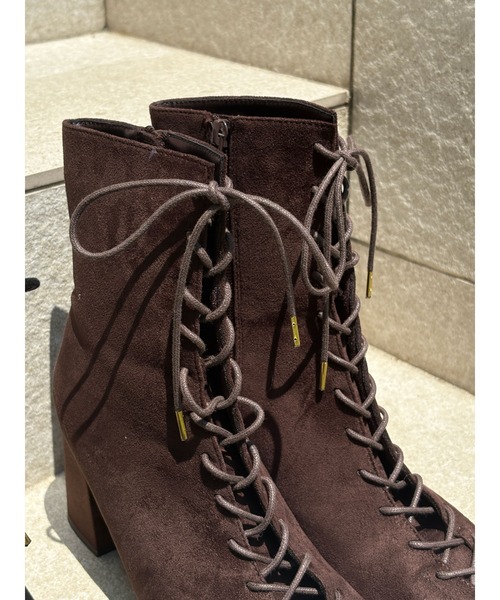 MERCURYDUO（マーキュリーデュオ）の「レースアップフェイクスエードブーツ（ブーツ・レディース・ブラック/ブラウン・36/38）」の3枚目の写真