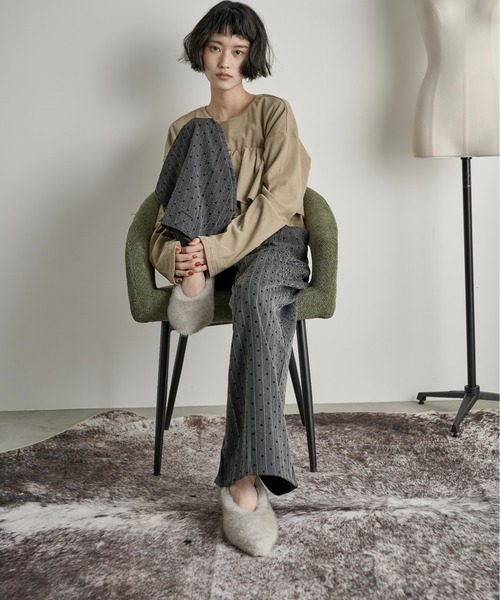 フェイクファーヒールパンプス（パンプス）｜THE YOn（ザヨン）の