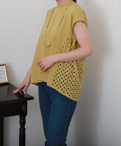 libelle more（リベル モア）の「サイド刺繍レース切替カットソー（Tシャツ/カットソー・レディース・ブルー/ブラック/イエロー/オフホワイト・L/M）」の11枚目の写真