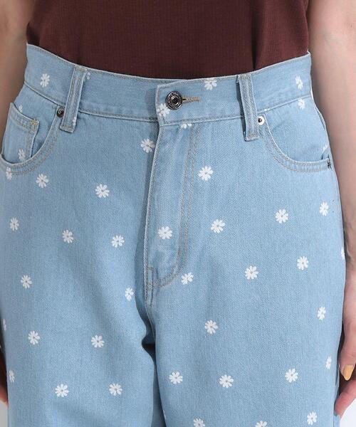 Cutie Blonde(キューティーブロンド)の「【S-LL】周りと差がつく デイジー柄デニムワイドパンツ(デニムパンツ・レディース・ネイビー系5/ブルー系6・01/04/03/02)」の14枚目の写真