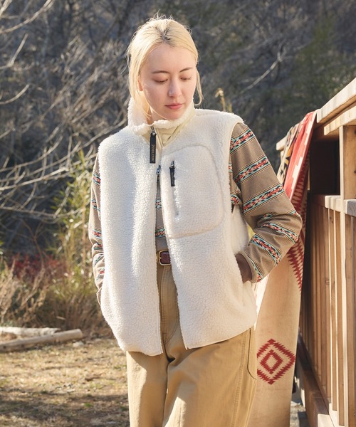 PENDLETON(ペンドルトン)の「PENDLETON/ペンドルトン ボアジャガードスタンドベスト(ベスト・メンズ・チャコールグレー/ブラック/アイボリー・LARGE/MEDIUM)」の4枚目の写真