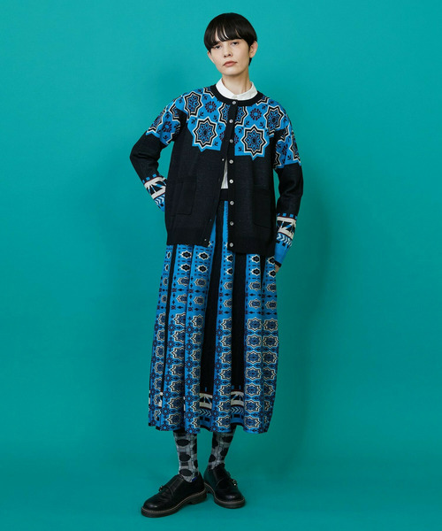 FRAPBOIS(フラボア)の「タイルニット スカート(スカート・レディース・ネイビー/ブラック・1)」の10枚目の写真