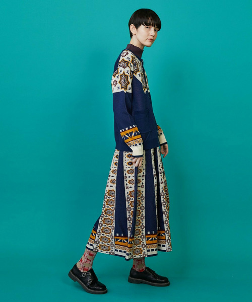 FRAPBOIS(フラボア)の「タイルニット スカート(スカート・レディース・ネイビー/ブラック・1)」の18枚目の写真