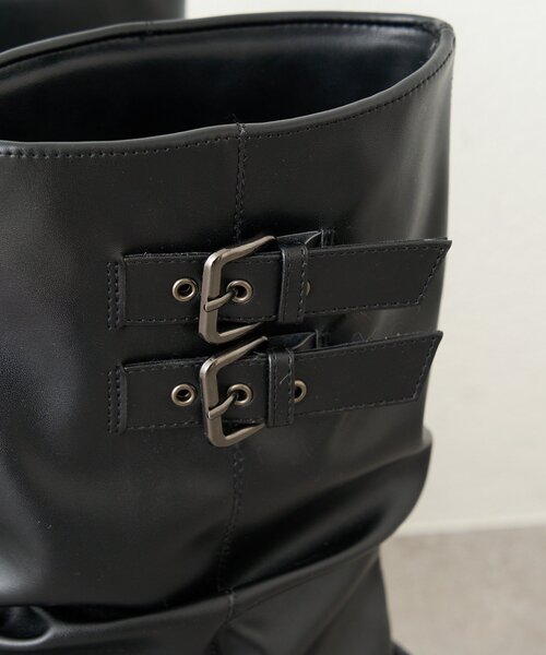 w closet（ダブルクローゼット）の「【25AW】ベルト付カバーミドルブーツ（ブーツ・レディース・ブラック/ベージュ/ブラウン・SMALL/LARGE/MEDIUM）」の20枚目の写真