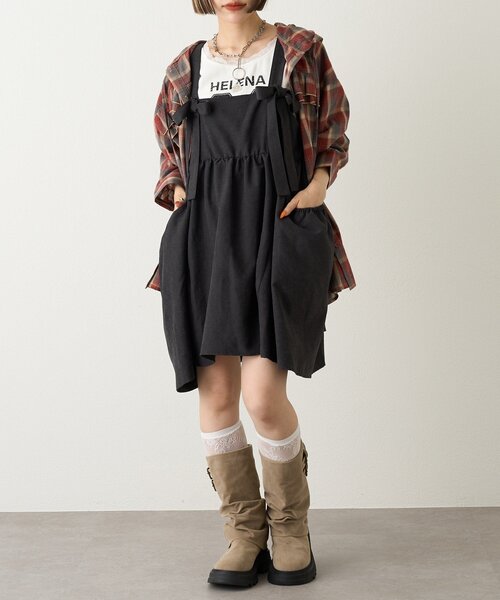 w closet（ダブルクローゼット）の「【25AW】ベルト付カバーミドルブーツ（ブーツ・レディース・ブラック/ベージュ/ブラウン・SMALL/LARGE/MEDIUM）」の9枚目の写真