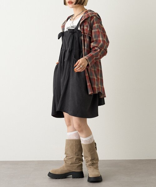 w closet（ダブルクローゼット）の「【25AW】ベルト付カバーミドルブーツ（ブーツ・レディース・ブラック/ベージュ/ブラウン・SMALL/LARGE/MEDIUM）」の10枚目の写真