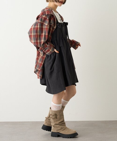 w closet（ダブルクローゼット）の「【25AW】ベルト付カバーミドルブーツ（ブーツ・レディース・ブラック/ベージュ/ブラウン・SMALL/LARGE/MEDIUM）」の12枚目の写真