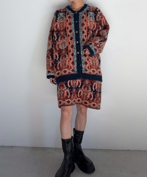 Unitage（ユニテージ）の「ブークレ総柄ジャガードニットミニスカート（スカート・レディース・ネイビー/ピンク・FREE）」の12枚目の写真