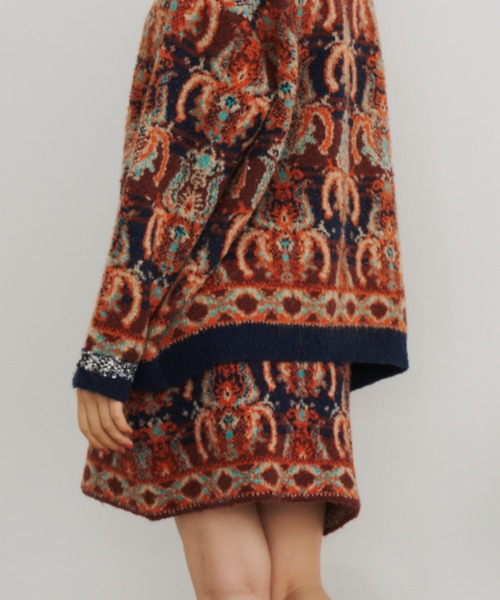 Unitage（ユニテージ）の「ブークレ総柄ジャガードニットミニスカート（スカート・レディース・ネイビー/ピンク・FREE）」の4枚目の写真