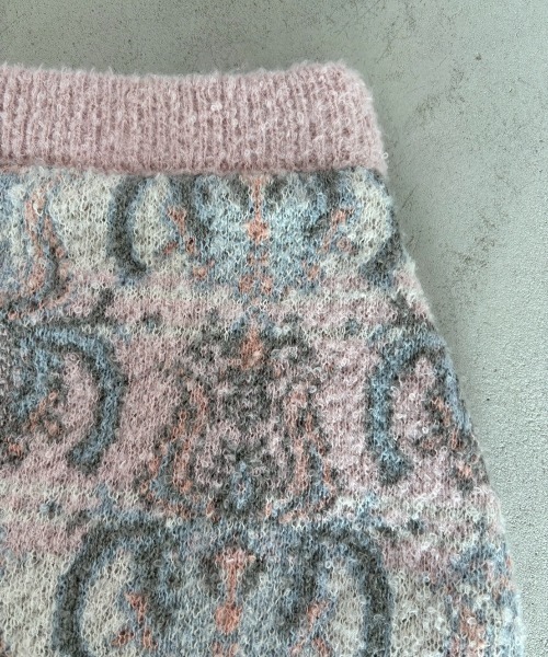 Unitage（ユニテージ）の「ブークレ総柄ジャガードニットミニスカート（スカート・レディース・ネイビー/ピンク・FREE）」の22枚目の写真