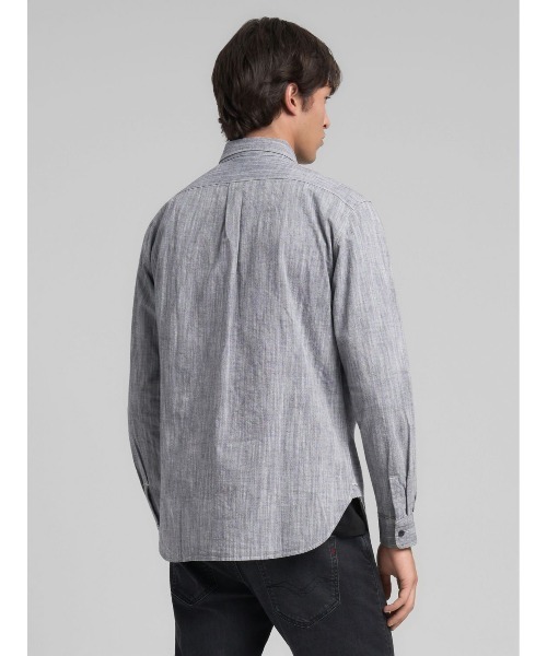 REPLAY(リプレイ)の「コットンシャンブレーシャツ(シャツ/ブラウス・メンズ・ライトグレー・X-LARGE/LARGE/MEDIUM/SMALL)」の2枚目の写真