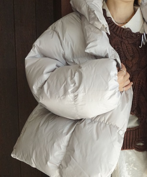 chuclla（チュクラ）の「ワイドボリューム パッファージャケット chw25a054（ダウンジャケット/コート・レディース・アイボリー/ブラック・FREE）」の5枚目の写真