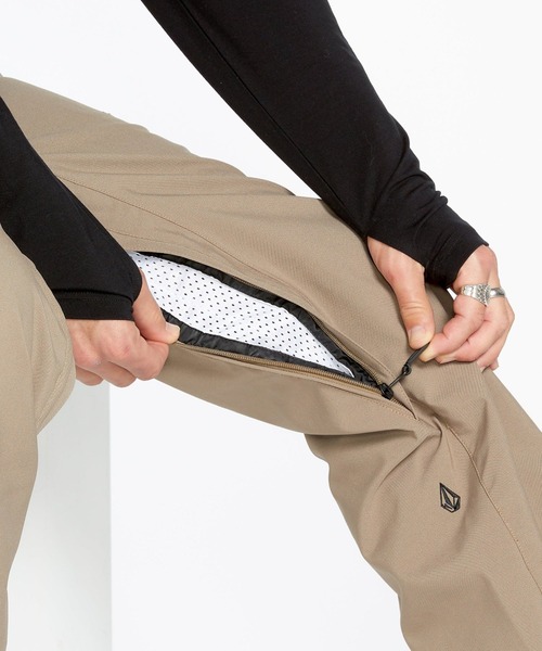 VOLCOM(ボルコム)の「【VOLCOM/ボルコム】 Mens Freakin Snow Chino /スキースノーボードパンツ(その他パンツ・メンズ・チャコールグレー/ブラック/エンジ/ベージュ系その他・MEDIUM/LARGE/X-LARGE/SMALL/XX-LARGE)」の10枚目の写真