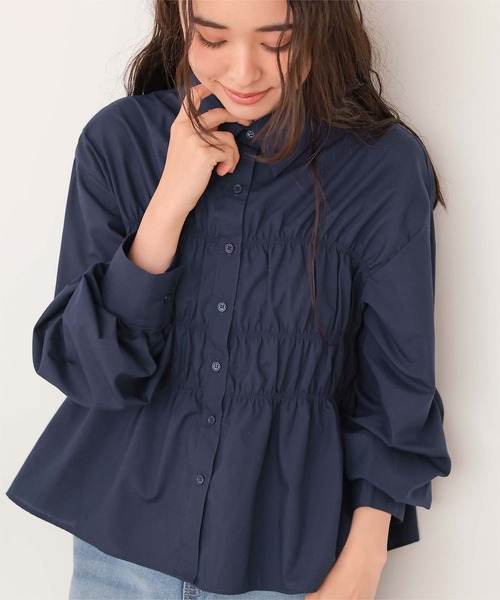 titivate(ティティベイト)の「シャーリングブラウス(シャツ/ブラウス・レディース・ブルー/オフホワイト/イエロー/ネイビー・M)」の12枚目の写真