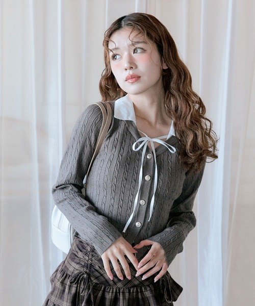 OLIVE des OLIVE（オリーブデオリーブ）の「【デイリーで着回し◎】ドッキングケーブルニット（ニット/セーター・レディース・ネイビー/モカ/オフホワイト/トップグレー・FREE）」の4枚目の写真