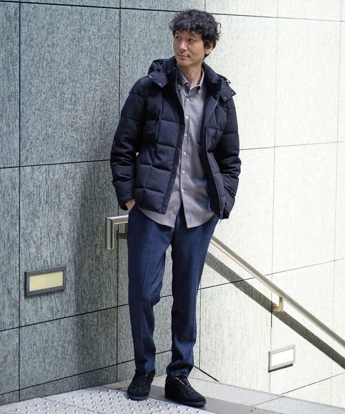 a.v.v（アーヴェヴェ）の「【春の通勤におすすめ/イージーケア/洗濯機で洗える】デニムライクストレッチスラックス〈ON/OFF SERIES〉（その他パンツ・メンズ・チャコールグレー/ネイビー/ブラック・44/48/50/46）」の16枚目の写真