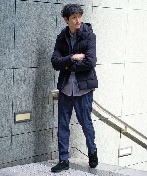 a.v.v（アーヴェヴェ）の「【春の通勤におすすめ/イージーケア/洗濯機で洗える】デニムライクストレッチスラックス〈ON/OFF SERIES〉（その他パンツ・メンズ・チャコールグレー/ネイビー/ブラック・44/48/50/46）」の17枚目の写真