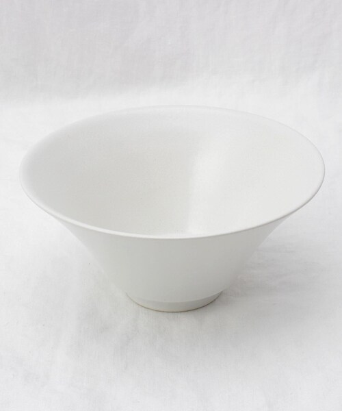212 KITCHEN STORE(トゥワントゥキッチンストア)の「うつろい 反り深口丼 志野(食器・レディース・その他・00)」の1枚目の写真