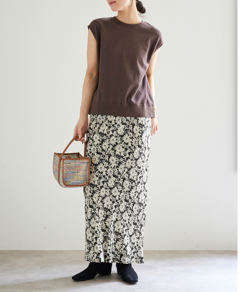 IENA(イエナ)の「DEVEAUXスカート(スカート・レディース・ブラック・38/36)」の2枚目の写真