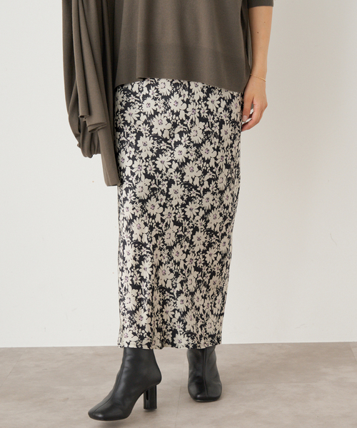 IENA(イエナ)の「DEVEAUXスカート(スカート・レディース・ブラック・38/36)」の4枚目の写真