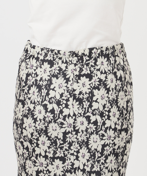 IENA(イエナ)の「DEVEAUXスカート(スカート・レディース・ブラック・38/36)」の17枚目の写真