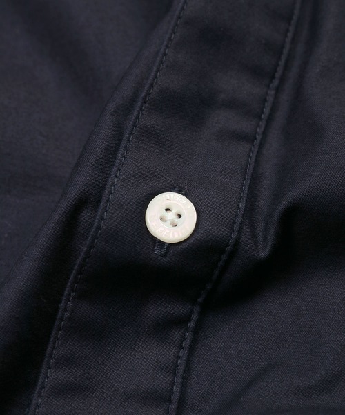 The DUFFER of ST.GEORGE（ザダファーオブセントジョージ）の「SHORT COLLAR PO SHIRT：バックサテン ショートカラー プルオーバーシャツ（シャツ/ブラウス・メンズ・ライトブルー/ネイビー/チャコールグレー/ブラック・X-LARGE/LARGE/MEDIUM/SMALL）」の6枚目の写真