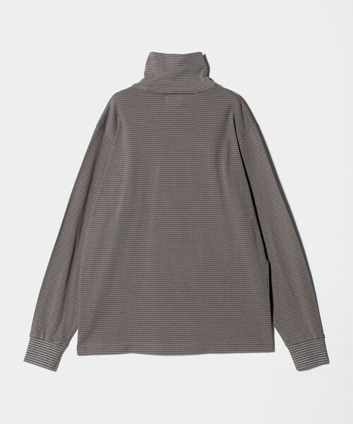 Yonetomi（ヨネトミ）の「＜Yonetomi＞GARMENT DYED BORDER T-SHIRT/ボーダー タートルネック ロングTシャツ（Tシャツ/カットソー・メンズ・ネイビー/ベージュ/ダークグレー・3/2）」の6枚目の写真