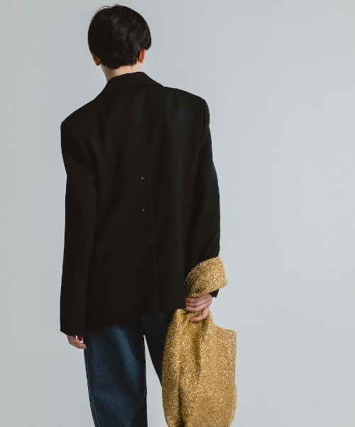 CINOH(チノ)の「CAVARLY TWILL BACK BUTTON JACKET(テーラードジャケット・レディース・ブラック/ブラウン・38)」の12枚目の写真