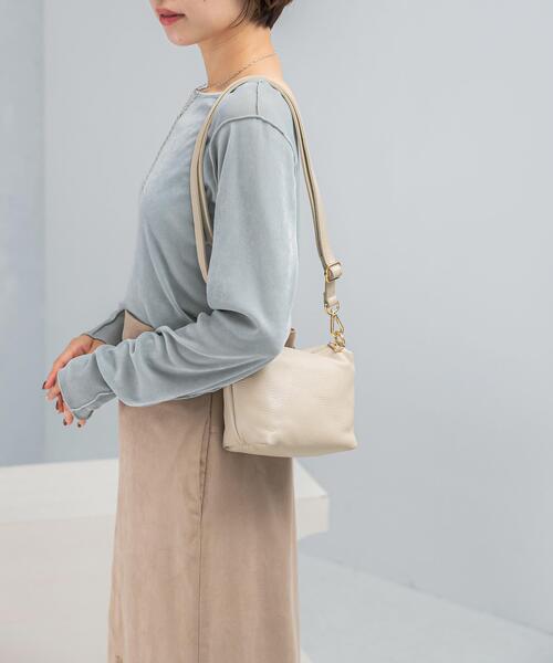 URBAN RESEARCH ROSSO WOMEN（アーバンリサーチ　ロッソ）の「AULENTTI　BAG（ハンドバッグ・レディース・ブラック/ベージュ/ブラウン・-）」の4枚目の写真