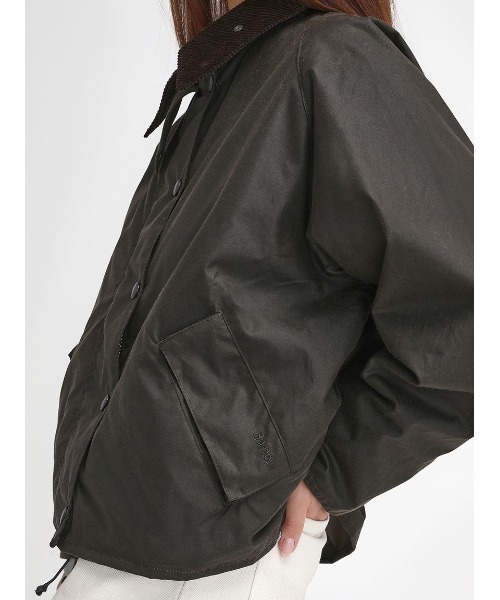 Barbour(バブアー)の「【TRANSPORT / トランスポート】ワックス ショート ジャケット(レディース)(ブルゾン・レディース・グリーン/オリーブ/ブラック・6/8/10)」の9枚目の写真