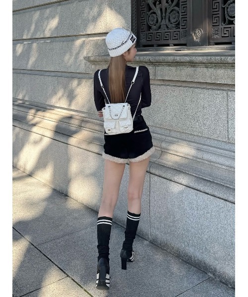 Darich（ダーリッチ）の「ポイントボアコーデュロイショートパンツ