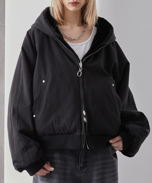 リバーシブルダックファー ショートフードブルゾン（その他アウター