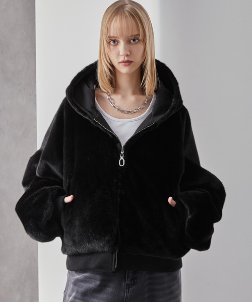 リバーシブルダックファー ショートフードブルゾン（その他アウター