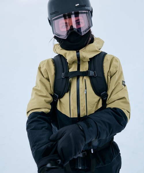ROXY（ロキシー）の「GORE-TEX STRETCH PUR/ロキシーゴアテックススキースノーボードウェア(ジャケット)（マウンテンパーカー・レディース・カーキ・SMALL/MEDIUM）」の3枚目の写真