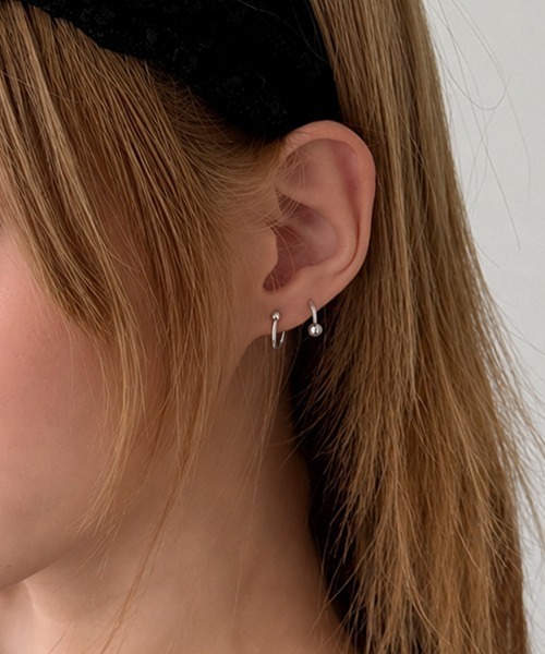 4INT.(フォイント)の「スパイラル バーベル ピアス (片耳用) / silver925 (金属アレルギー対応)(ピアス(片耳用)・レディース・シルバー・FREE)」の1枚目の写真