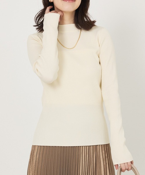 abahouse mavie(アバハウスマヴィ)の「プチハイネックリブプルオーバー(Tシャツ/カットソー・レディース・グレイッシュブルー/ブラック/ホワイト/ホワイト系その他・フリー)」の2枚目の写真