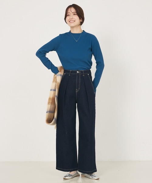 abahouse mavie(アバハウスマヴィ)の「プチハイネックリブプルオーバー(Tシャツ/カットソー・レディース・グレイッシュブルー/ブラック/ホワイト/ホワイト系その他・フリー)」の12枚目の写真