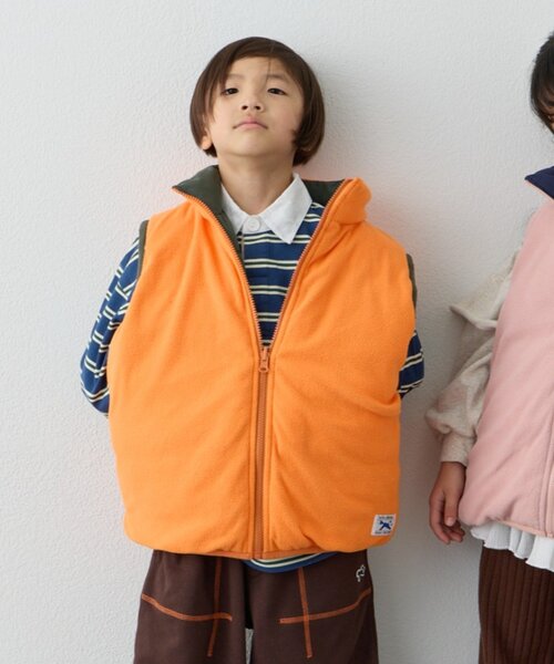 PENNEYS(ぺニーズ)の「【KIDS】【FOX×TYPY】リバーシブル配色フリース中綿ベスト(ベスト・キッズ・カーキ/ネイビー・150/130/110)」の11枚目の写真