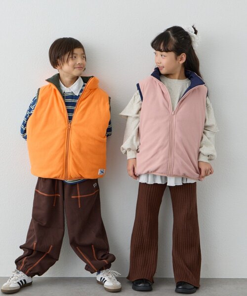 PENNEYS(ぺニーズ)の「【KIDS】【FOX×TYPY】リバーシブル配色フリース中綿ベスト(ベスト・キッズ・カーキ/ネイビー・150/130/110)」の16枚目の写真