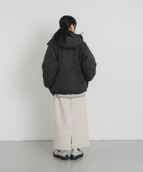 EKAL（エカル）の「『UR TECH』中綿フードジャケット（ダウンジャケット/コート・レディース・ダークブラウン/チャコールグレー・ONE）」の14枚目の写真