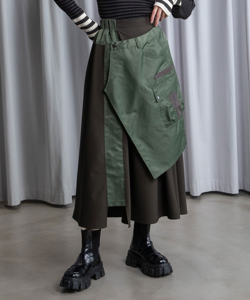 MARECHAL TERRE(マルシャルテル)の「ミリタリーレイヤードスカート(スカート・レディース・ブラック/グレー/グレイッシュベージュ/カーキ・MEDIUM)」の4枚目の写真