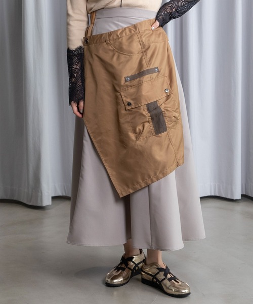 MARECHAL TERRE(マルシャルテル)の「ミリタリーレイヤードスカート(スカート・レディース・ブラック/グレー/グレイッシュベージュ/カーキ・MEDIUM)」の3枚目の写真
