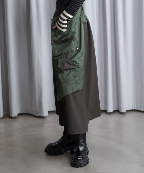 MARECHAL TERRE(マルシャルテル)の「ミリタリーレイヤードスカート(スカート・レディース・ブラック/グレー/グレイッシュベージュ/カーキ・MEDIUM)」の7枚目の写真