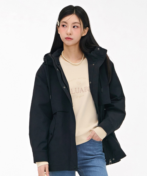 CHASECULT（チェイスカルト）の「女性フードサファリジャンパー-ブラック（ミリタリージャケット・レディース・ブラック・90/85）」の4枚目の写真