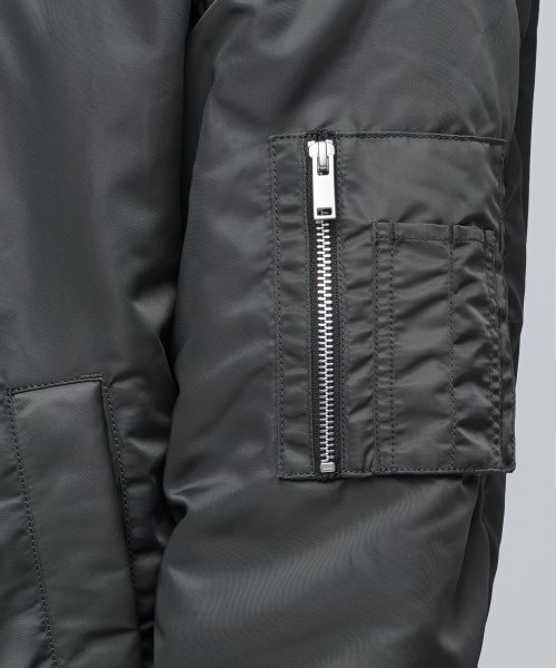 MUSINSA STANDARD（ムシンサスタンダード）の「特大MA-1ボンバージャケット[ダークグレー]（ブルゾン・メンズ・その他・MEDIUM/LARGE/X-LARGE/XX-LARGE）」の20枚目の写真